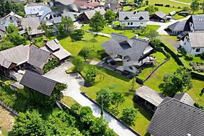 Двухуровневый дом в Бегунье-на-Горенье.