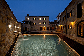 Тополовец, дом.