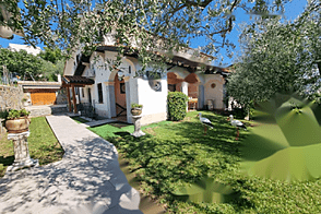 Загородный дом с террасой Ягодье