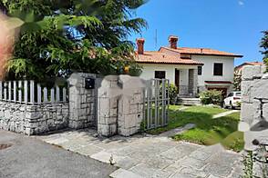 Сежана, дом