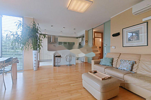 Квартира с более чем пятью комнатами на Руднике.