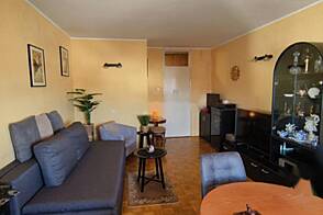 Квартира с тремя комнатами в Новом Бизовике.