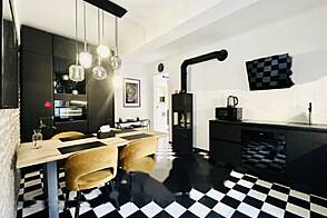 Квартира с двумя комнатами у канала Ернея