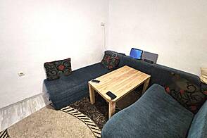 Локев, квартира с пятью и более комнатами