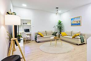 Квартира в городе Пиран с двумя комнатами