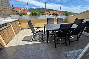 Квартира с четырьмя комнатами в Лучии