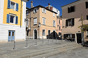 Студийная квартира в центре Копра