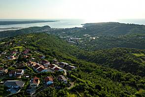 2,5-комнатная квартира по адресу Малия 96А.