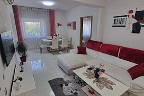 Трехкомнатная квартира в Бертоки