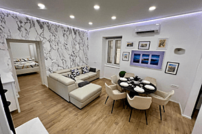 Трёхкомнатная квартира в Пиране, на улице Теслова