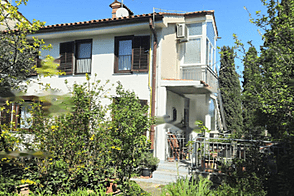 Квартира с четырьмя комнатами в Изола