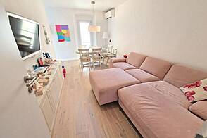 Квартира в Пиране с пятью комнатами