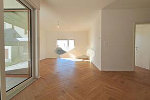 Шмарье: квартира из четырех комнат