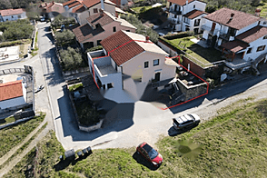 Квартира с четырьмя комнатами Копер