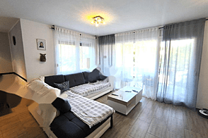 Квартира с тремя комнатами в Копере