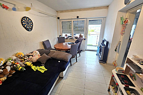 Двухкомнатная квартира в районе Копер