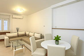 Квартира с одной комнатой в Пиране