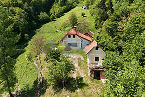 Дом, ферма Верхний Лесковец, Велика Варница