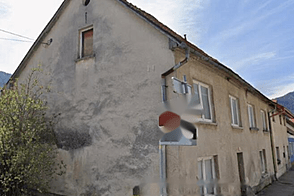 Здание с террасой Вранско 63.