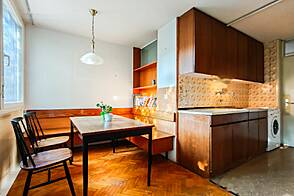 Трехкомнатная квартира, расположена в центре Любляны.