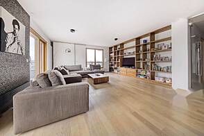 Четырехкомнатная квартира в районе Вич, Любляна.