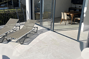 Дом в Новом Портороже имеет два этажа