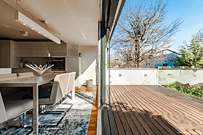 Дом с террасой в районе Бежиград