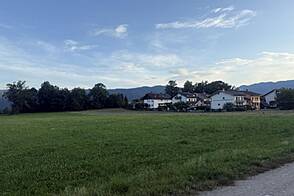 Инвестиционный участок Блед, Добы