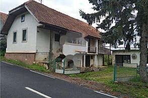 Жилище в Чрномелье