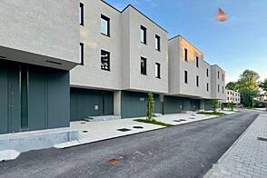 Новый дом с террасой в районе Вич, Любляна