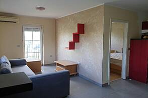 Квартира с тремя комнатами Ольмо