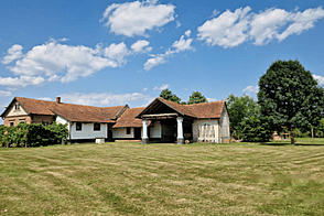 Дом в Велика Поляна