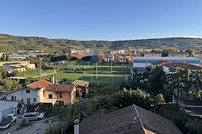 Квартира из трех комнат в Изоле