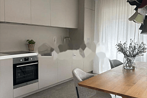 Квартира с четырьмя комнатами в районе Бежиград.