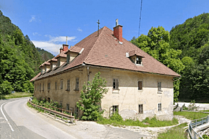 Чрна-на-Корошкем, дом