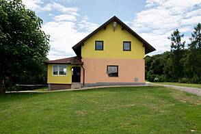 Дом на ферме, участок Осек