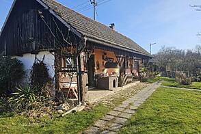 Дом на месте Сёл около Добови