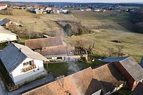 Дом, Моравске-Топлице