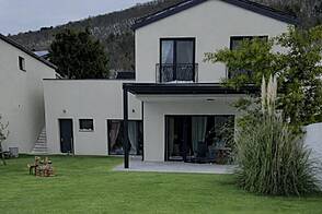 Новый Прешница дом с террасой