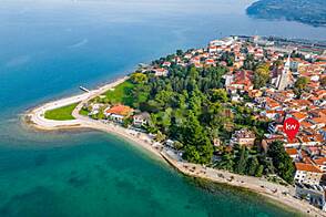 Изола - дом с террасой