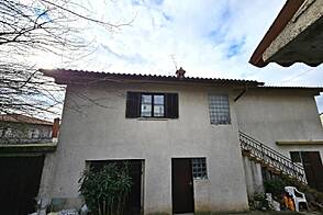 Дом в два этажа в Ново Паречаг.