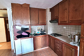 Квартира в Копере с четырьмя комнатами