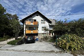 Дом в Бледе.