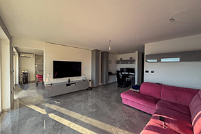 Квартира с четырьмя комнатами в Новом Ягодье