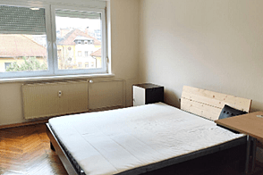 Квартира с тремя комнатами в Бежиграде