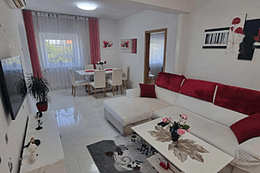 Квартира с тремя комнатами Бертоки