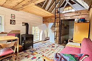 Дом, Лока у Жусму