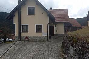 Дом, Ретье, Поток Лошки