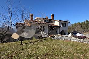 Дом, находящийся в Марковщине.