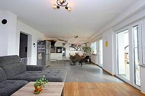 Четырехкомнатная квартира в Вич.